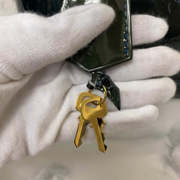 Louis Vuitton Alma Vernis Pm - Picture 7 of 11